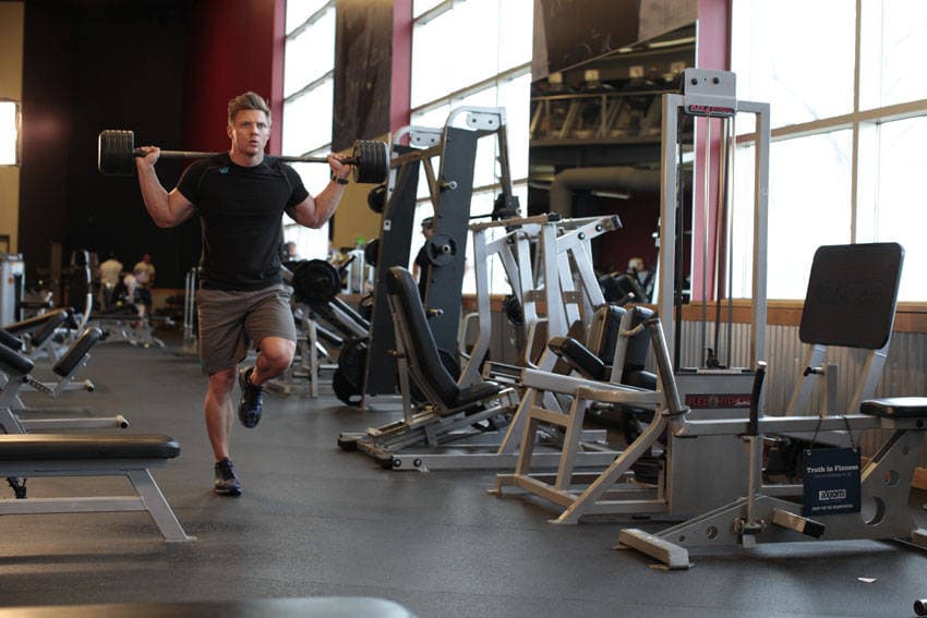 Barbell Walking Lunge — start position