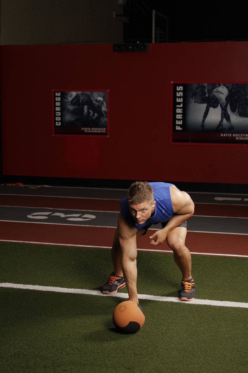 Chest Push from 3 point stance — start position