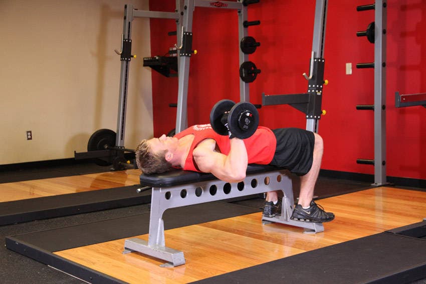 One Arm Dumbbell Bench Press — start position
